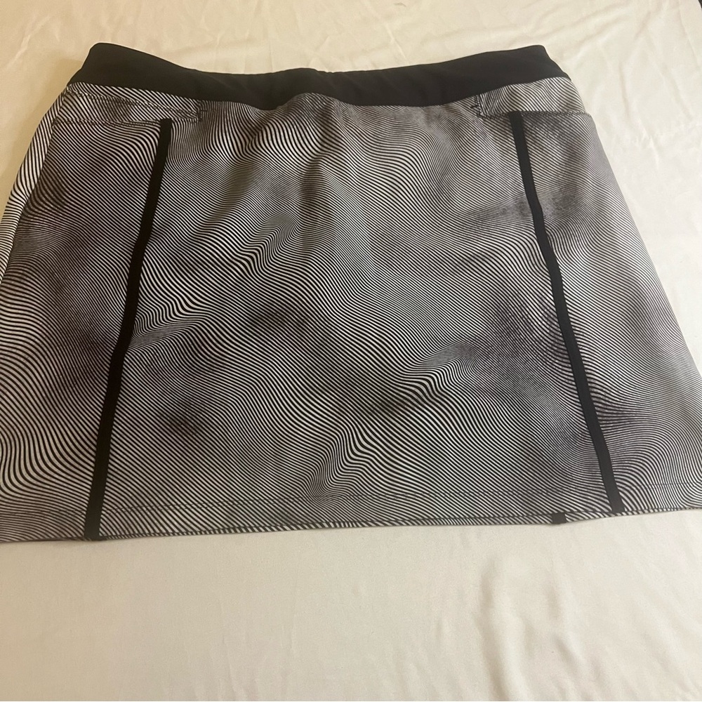 Adidas Climacool Athletic Golf Tennis Skort Wavy Stripe Print Size Large